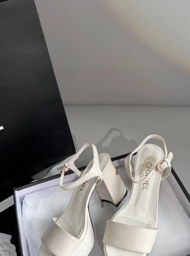 hype Chanel High Heels