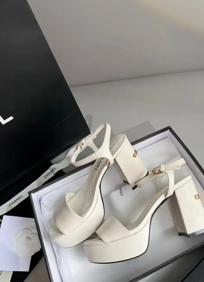 hype Chanel High Heels