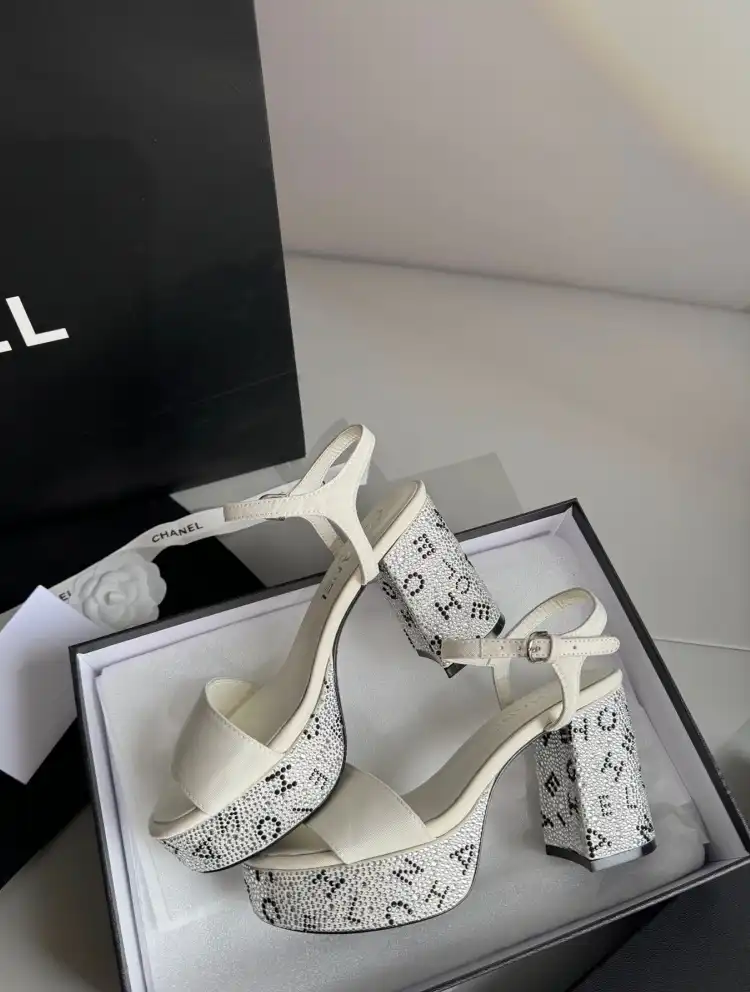 hype Chanel High Heels