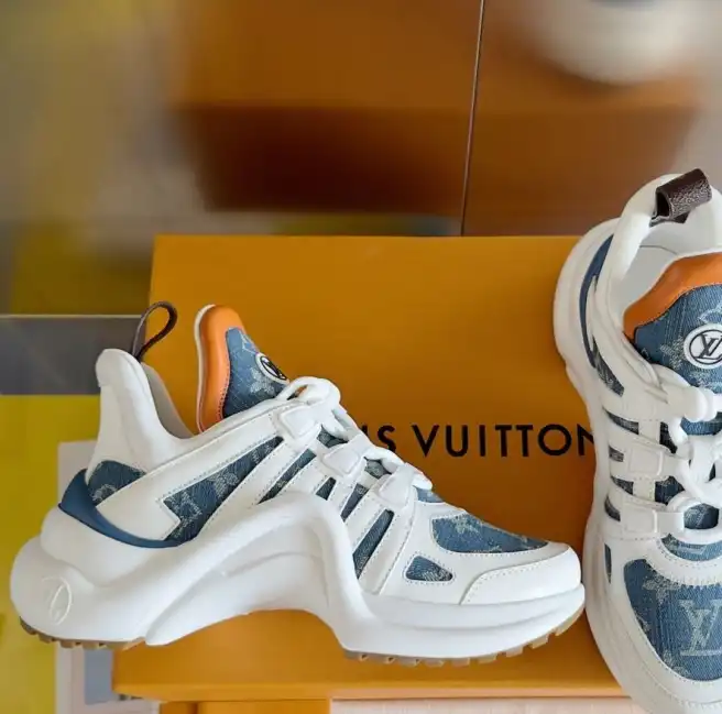 hype Louis Vuitton Sneakers