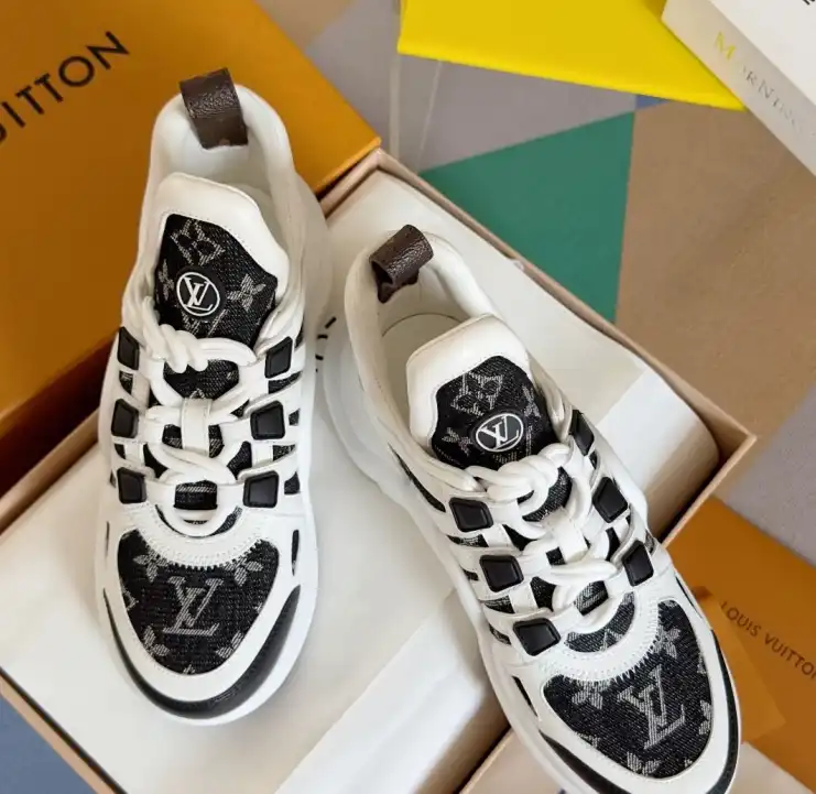 hype Louis Vuitton Sneakers