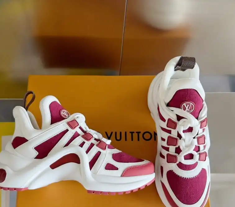 hype Louis Vuitton Sneakers