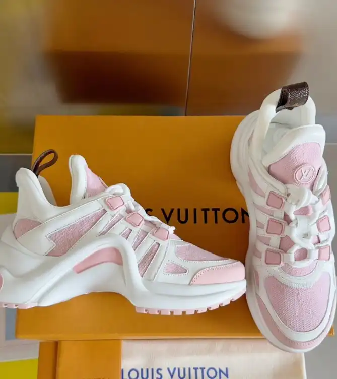 hype Louis Vuitton Sneakers