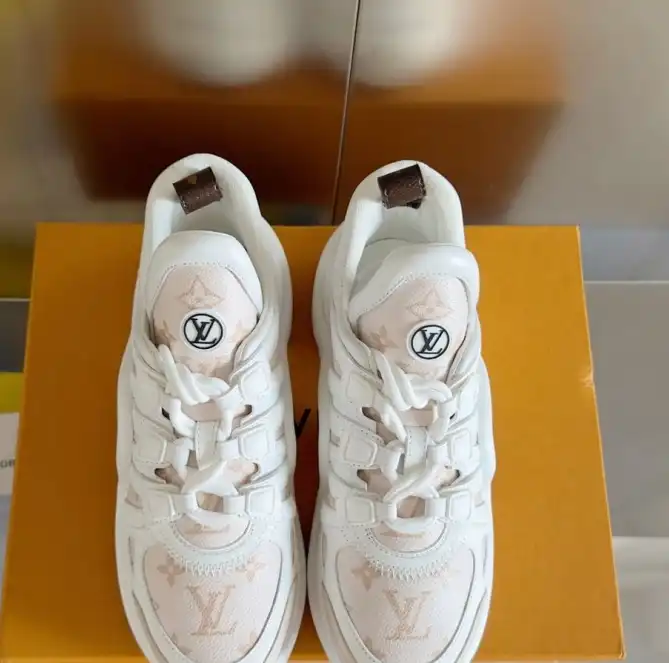 hype Louis Vuitton Sneakers