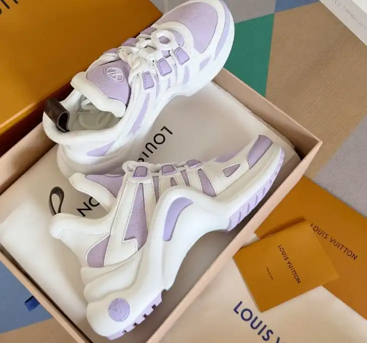 hype Louis Vuitton Sneakers