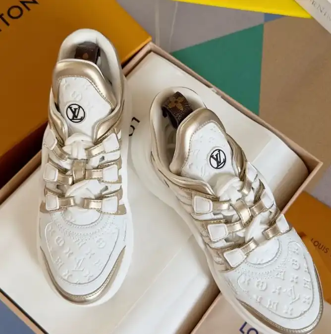 hype Louis Vuitton Sneakers