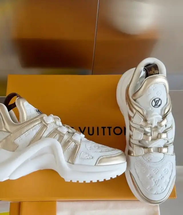 hype Louis Vuitton Sneakers