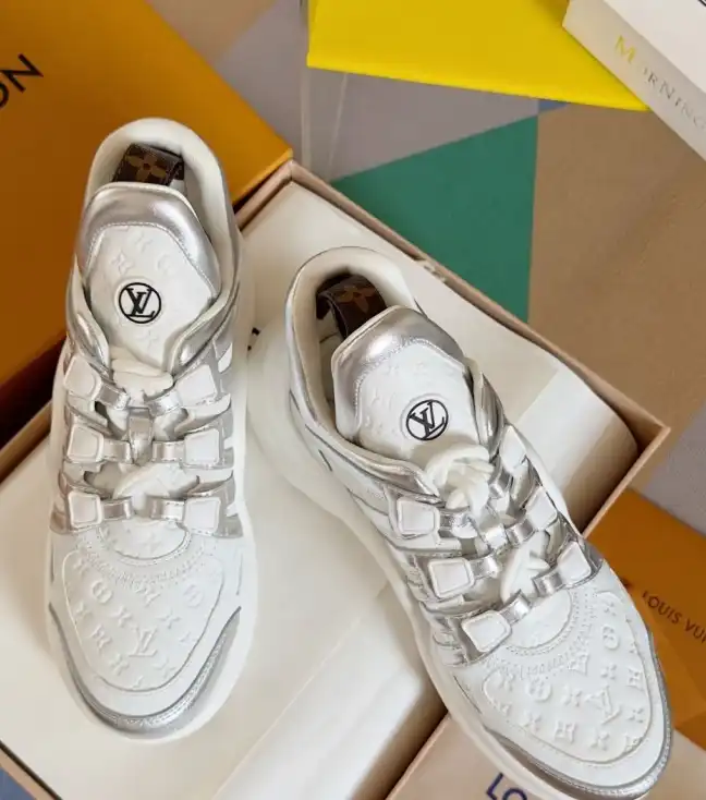 hype Louis Vuitton Sneakers