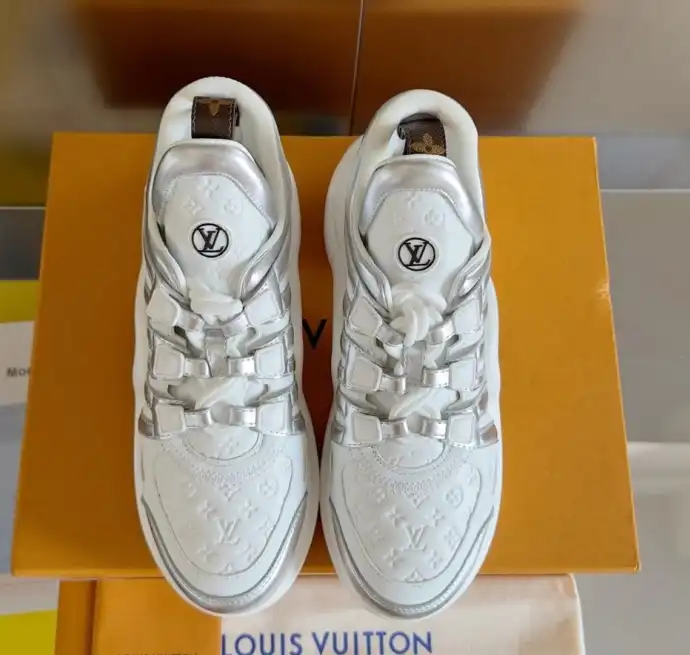 hype Louis Vuitton Sneakers