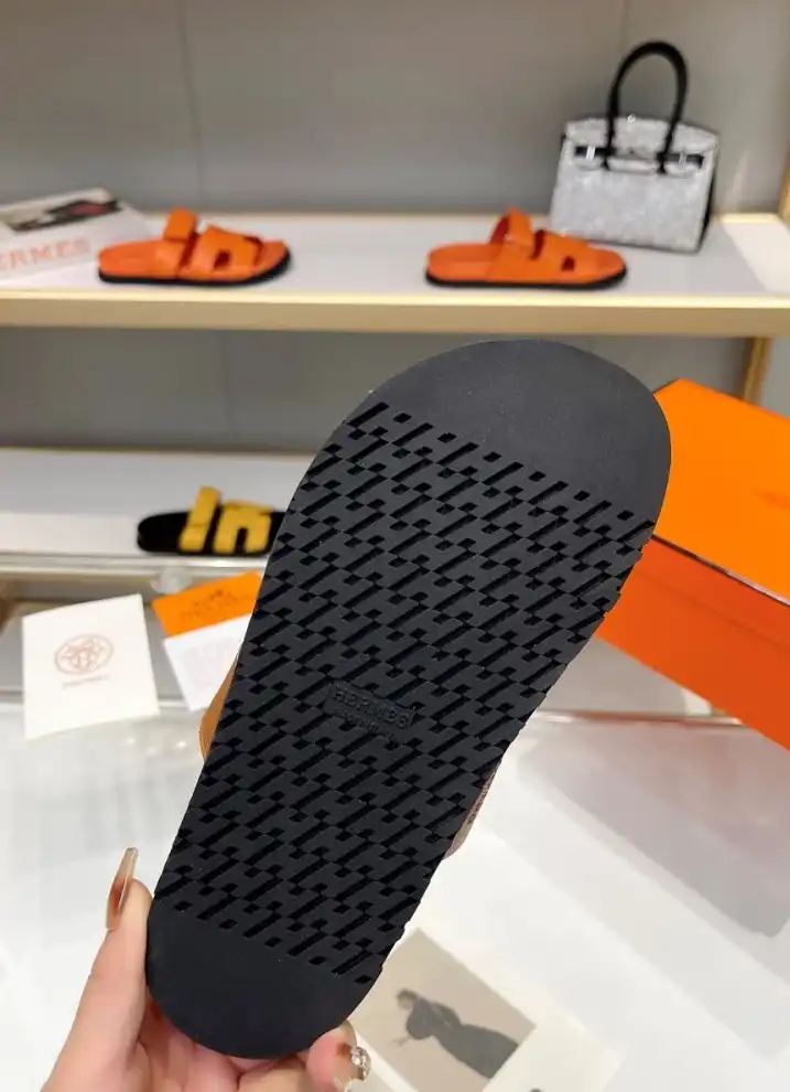 hype Hermes Slippers