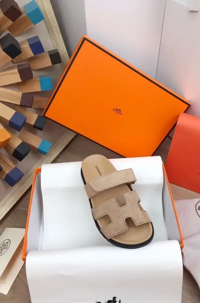 hype Hermes Slippers