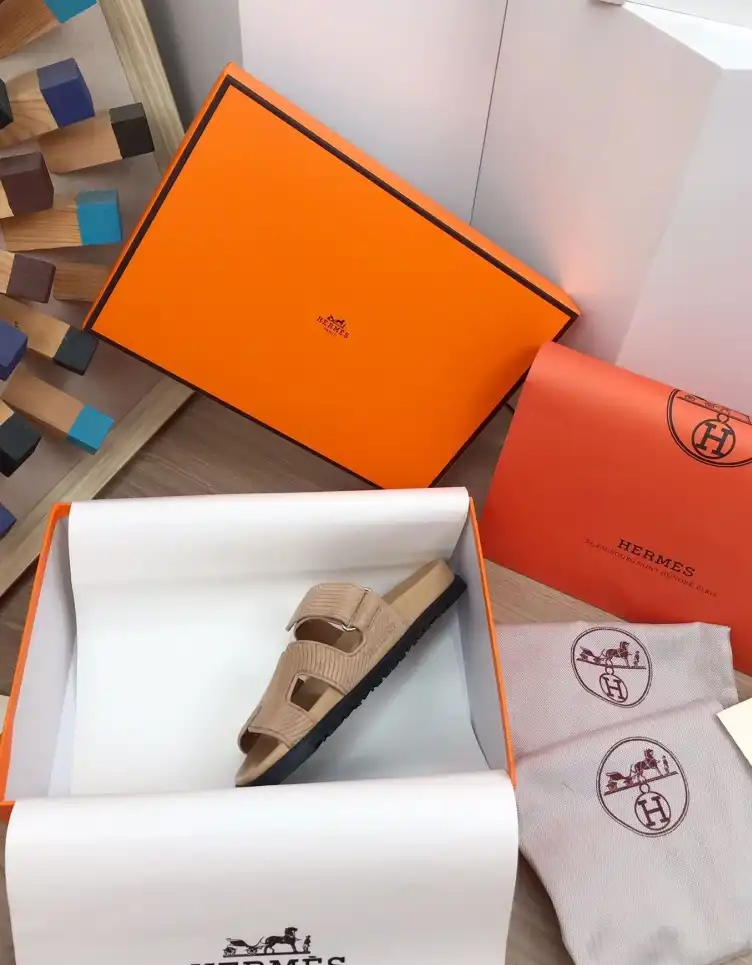 hype Hermes Slippers