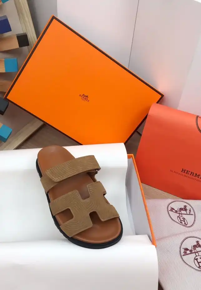 hype Hermes Slippers