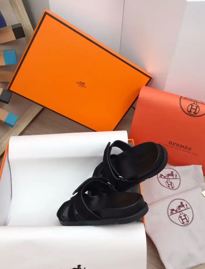 hype Hermes Slippers