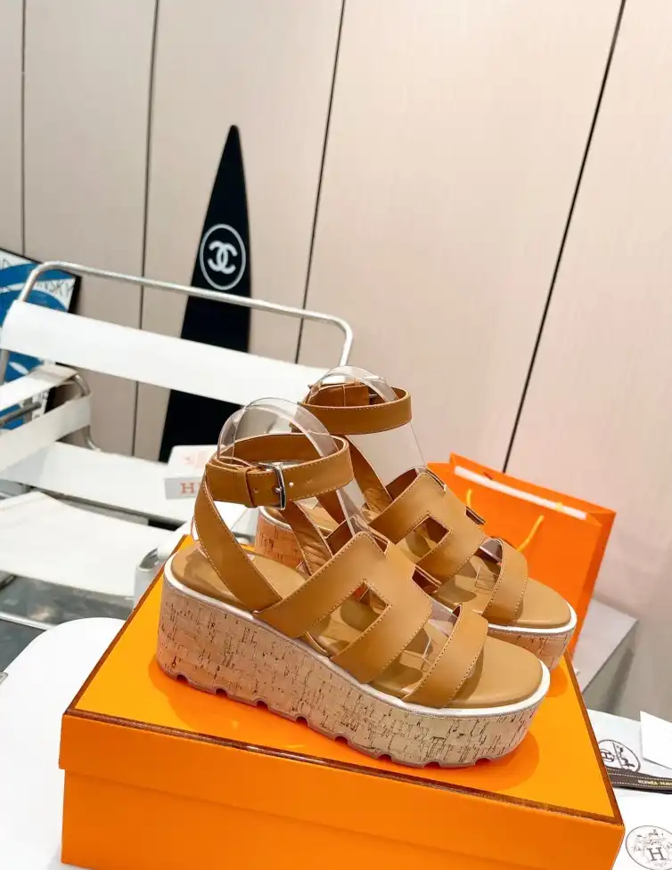 hype Hermes Sandals