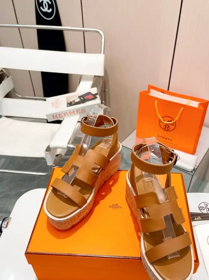 hype Hermes Sandals