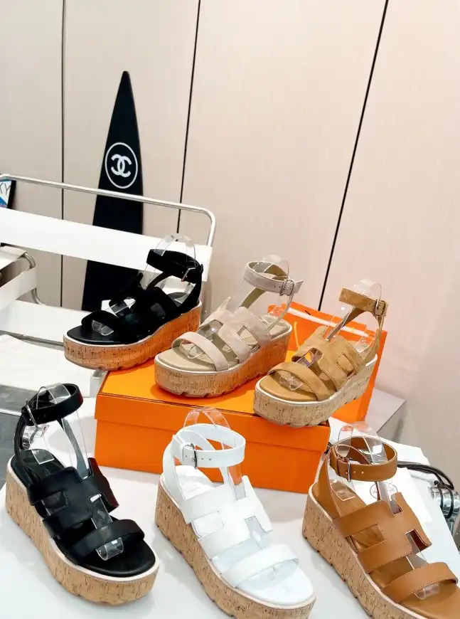 hype Hermes Sandals