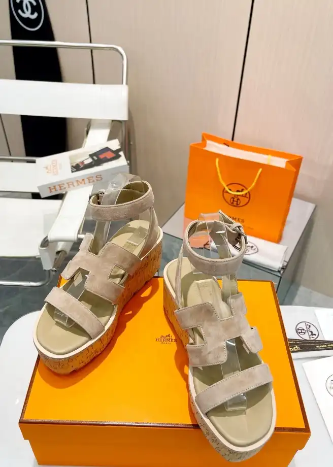 hype Hermes Sandals