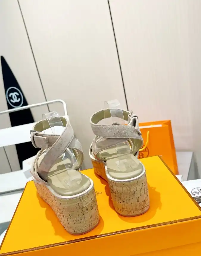 hype Hermes Sandals