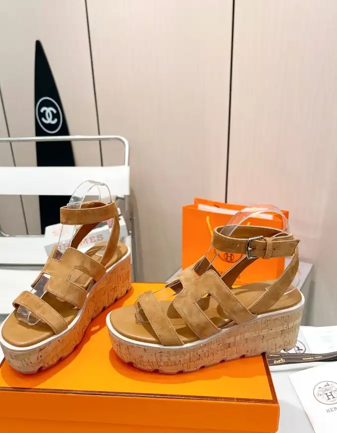 hype Hermes Sandals