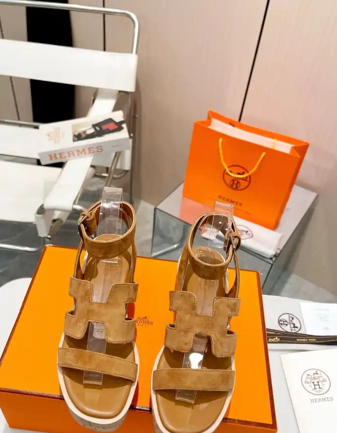 hype Hermes Sandals