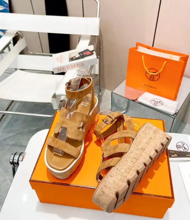 hype Hermes Sandals