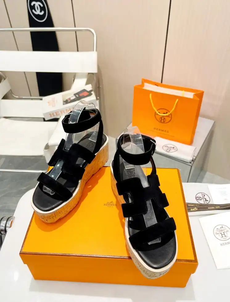 hype Hermes Sandals