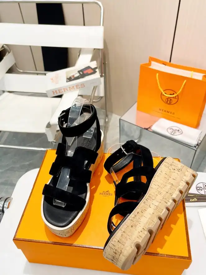 hype Hermes Sandals