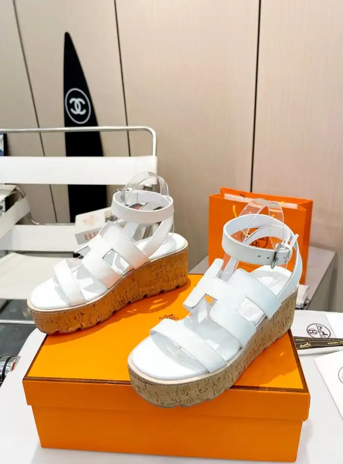 hype Hermes Sandals