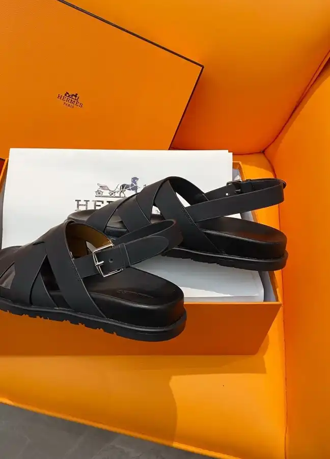 hype Hermes Sandals