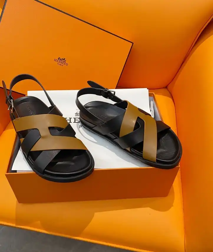 hype Hermes Sandals