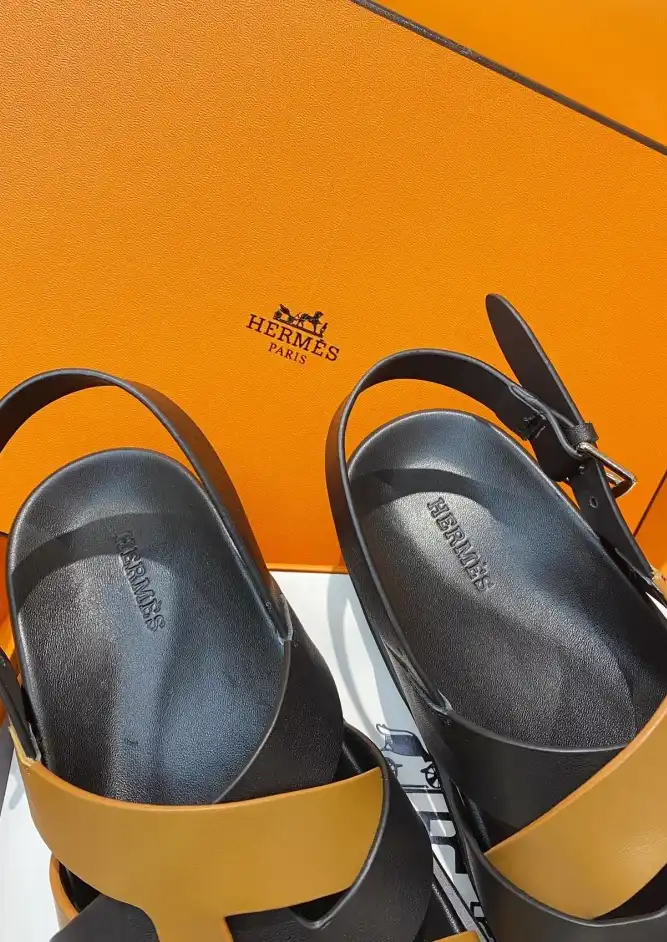 hype Hermes Sandals