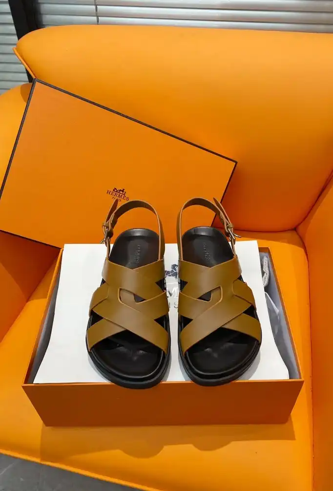 hype Hermes Sandals