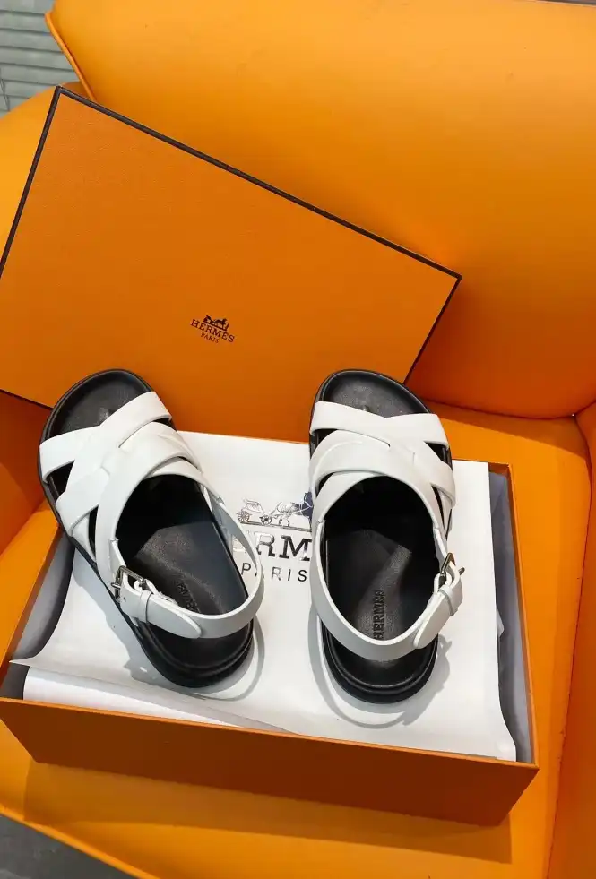 hype Hermes Sandals