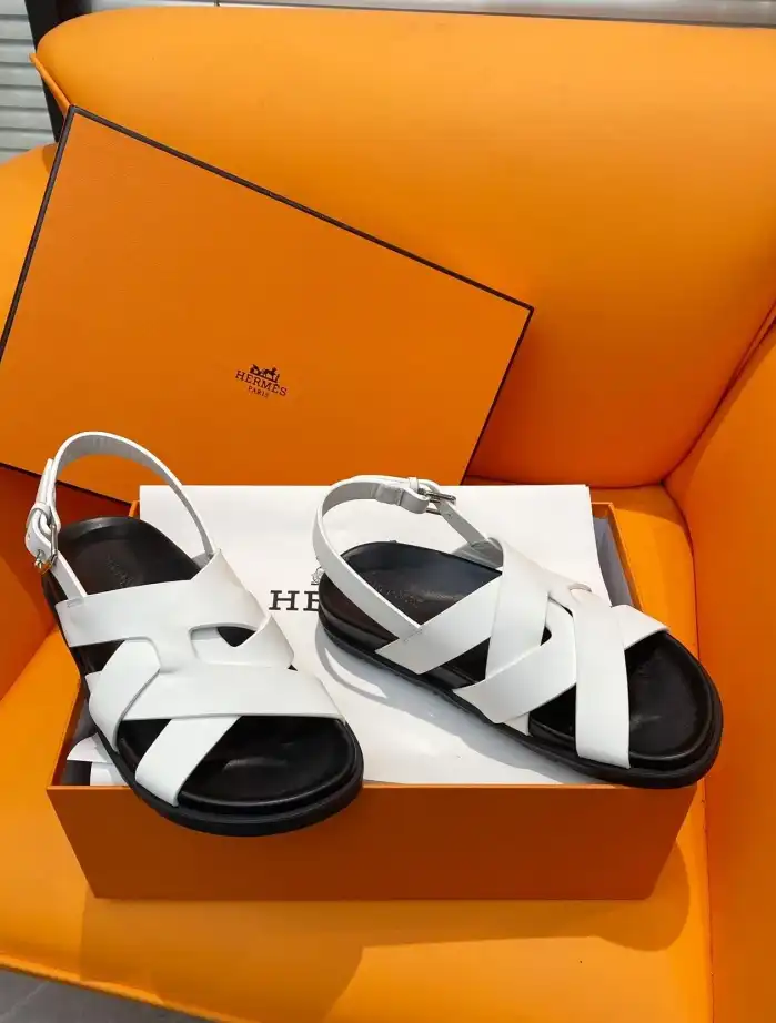 hype Hermes Sandals