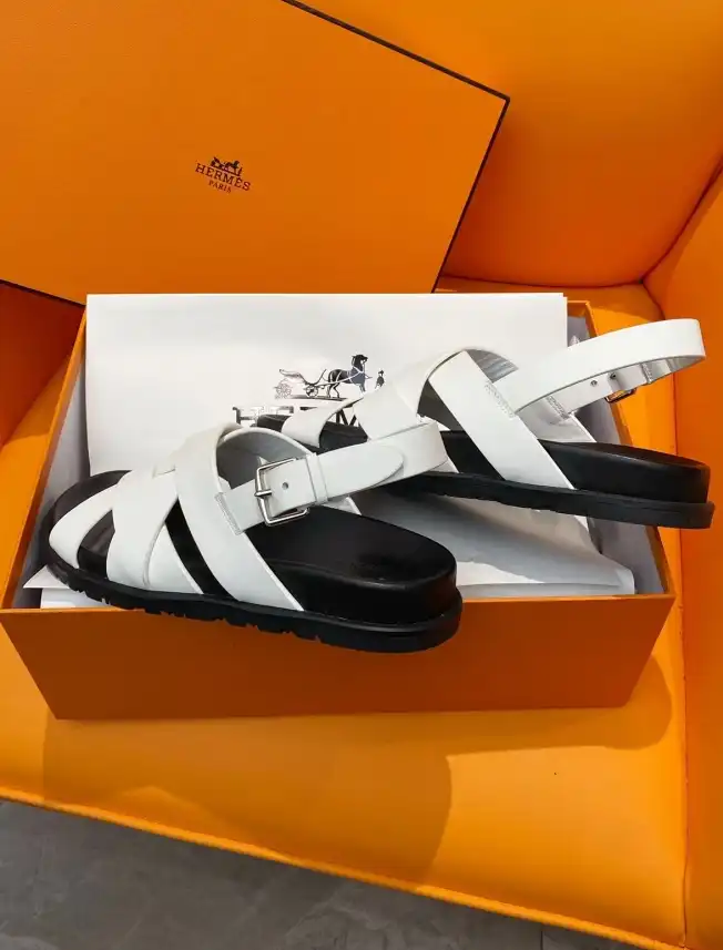 hype Hermes Sandals