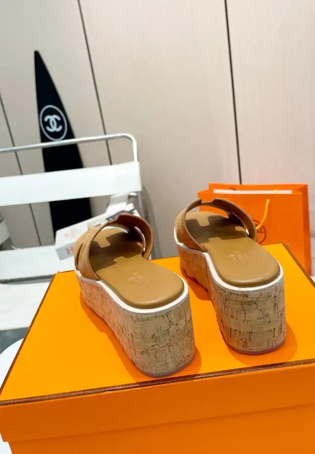 hype Hermes Slippers