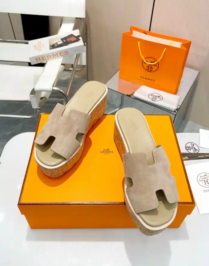 hype Hermes Slippers