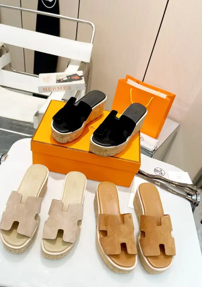 hype Hermes Slippers