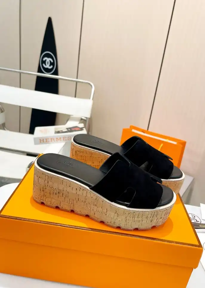 hype Hermes Slippers