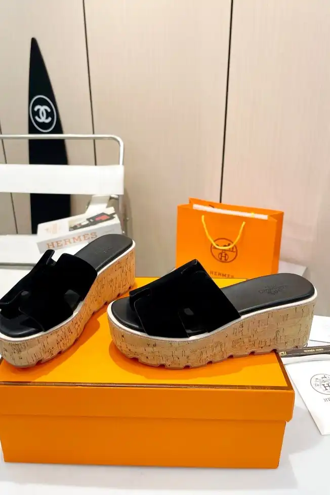 hype Hermes Slippers