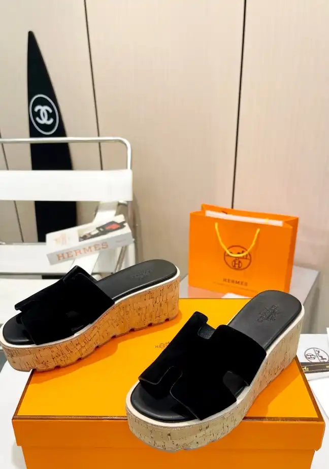 hype Hermes Slippers