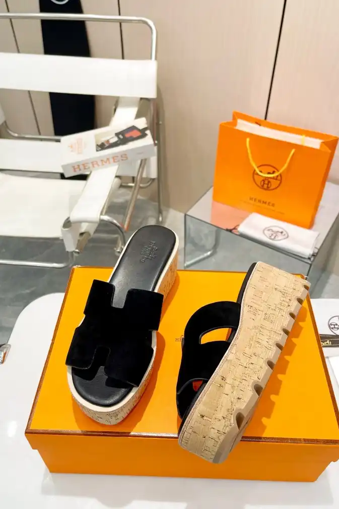 hype Hermes Slippers