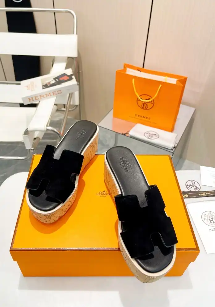 hype Hermes Slippers