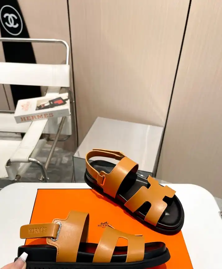 hype Hermes Slippers