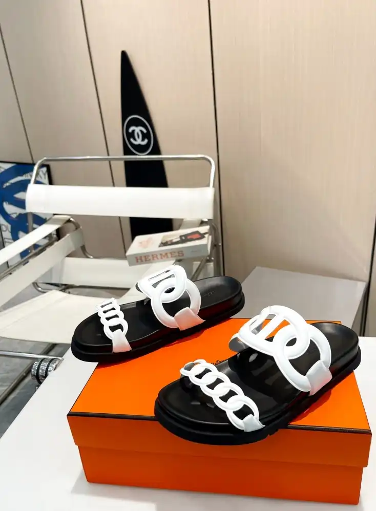 hype Hermes Slippers