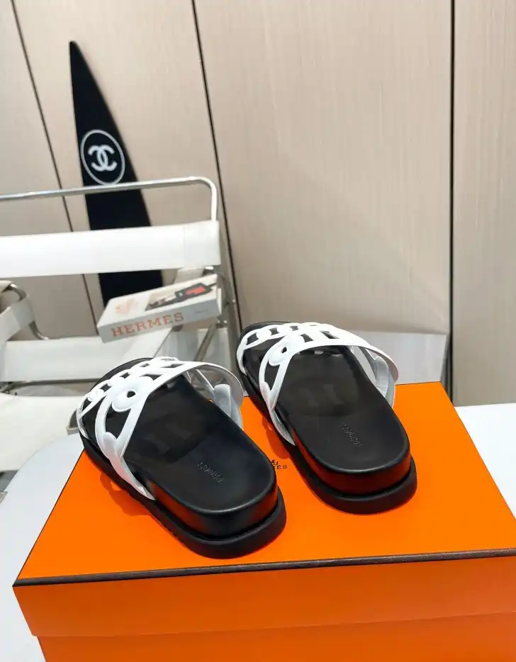 hype Hermes Slippers