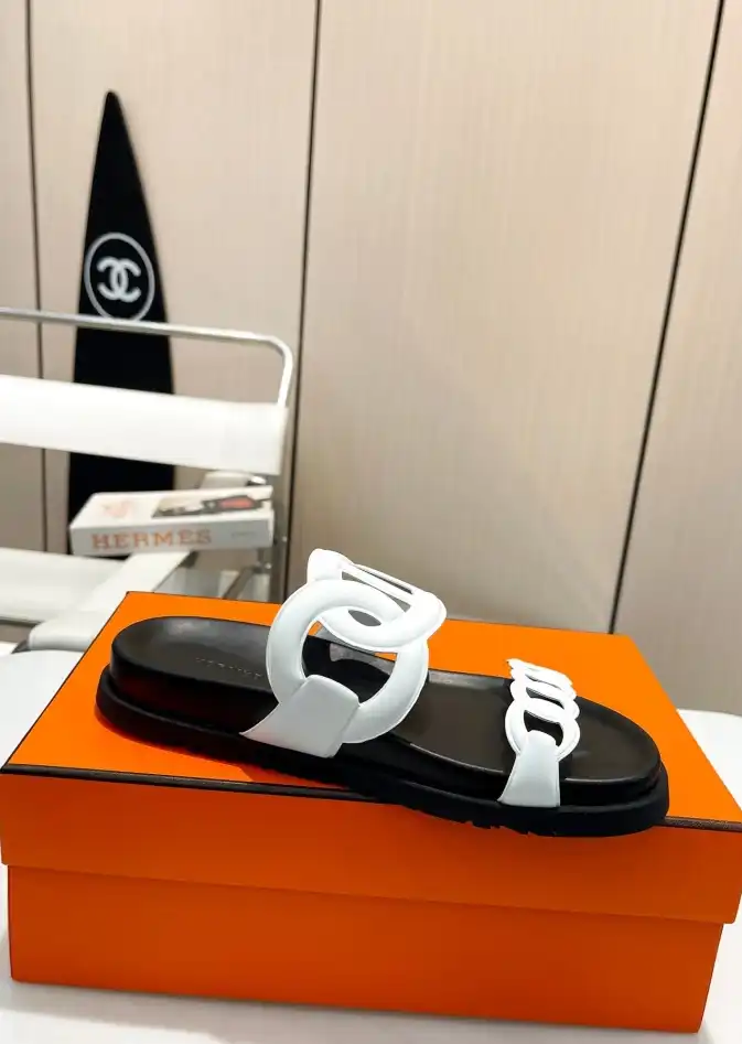 hype Hermes Slippers