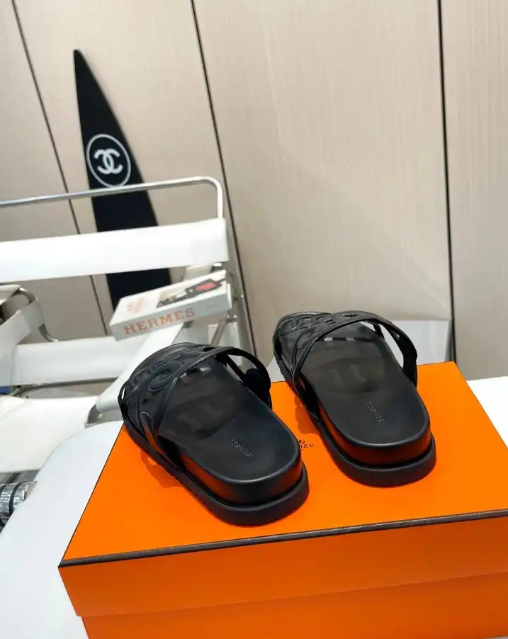 hype Hermes Slippers