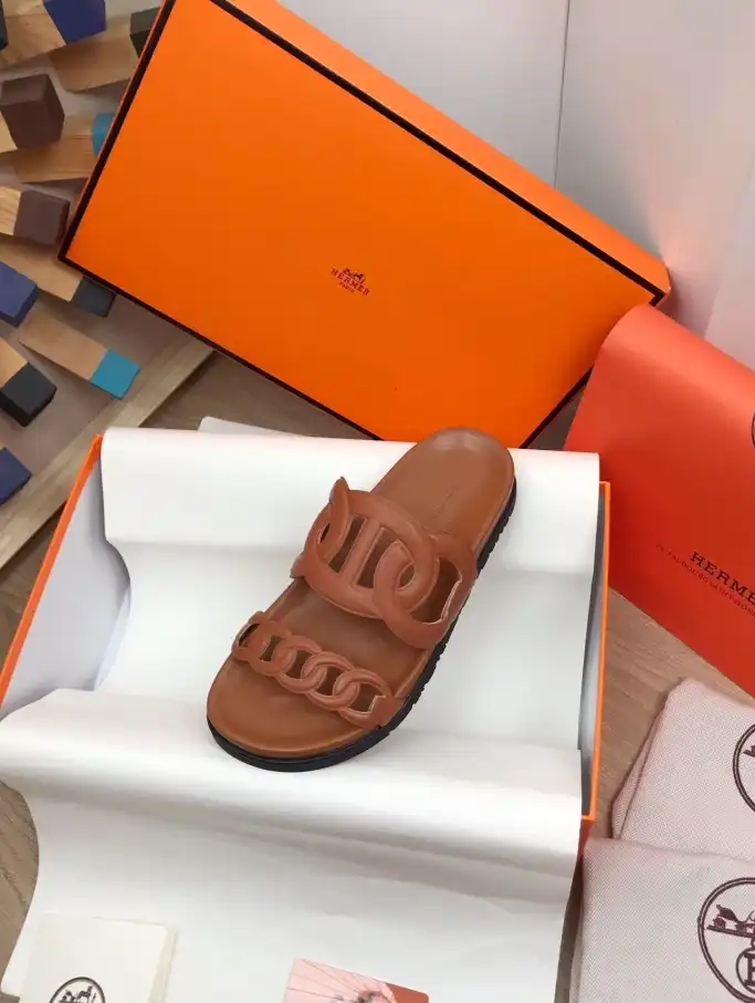 hype Hermes Slippers